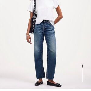 Madewell Darted Barrel-Leg Jean - Irmo Wash